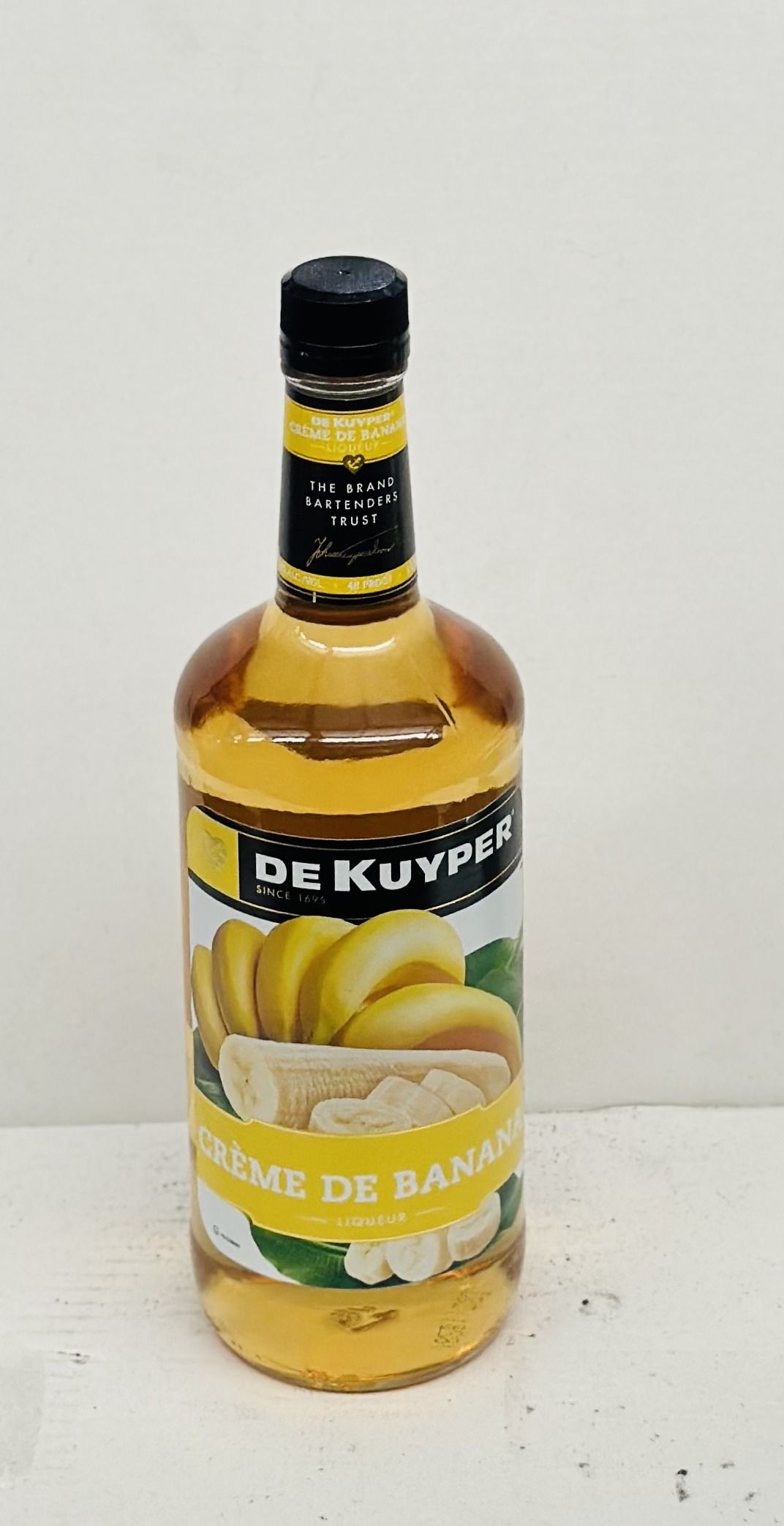 DKY CREME DE BANANA LTR