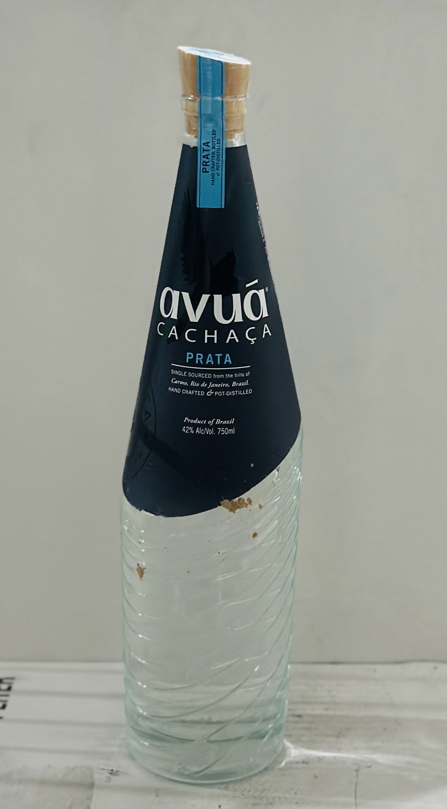 AVUA CACHACA PRATA 750