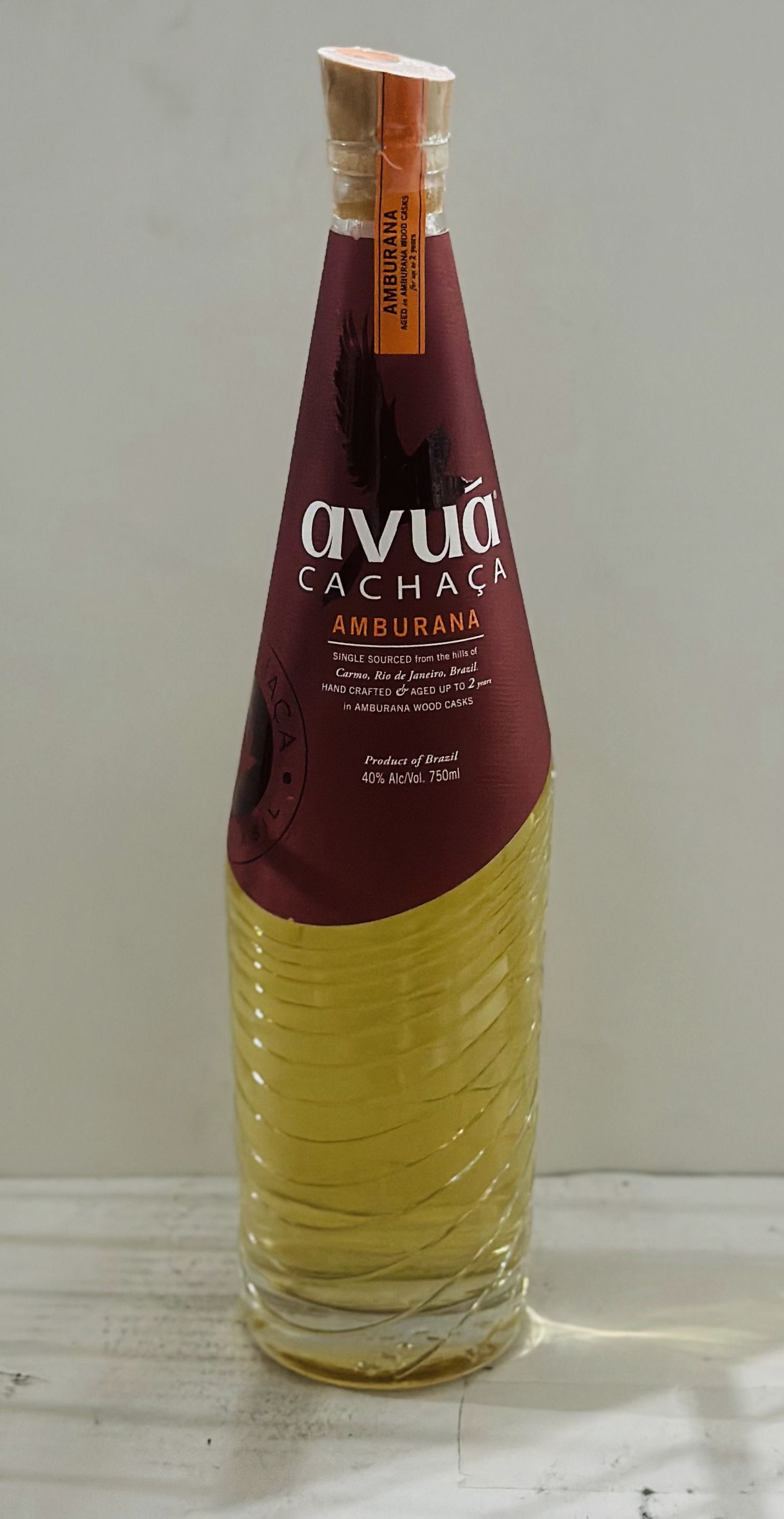 AVUA CACHACA AMBURANA 750