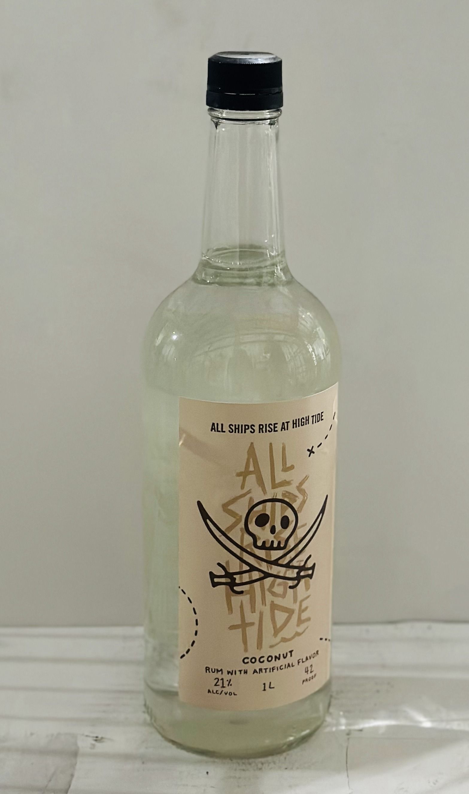 ALL SHIPS COCONUT RUM LTR