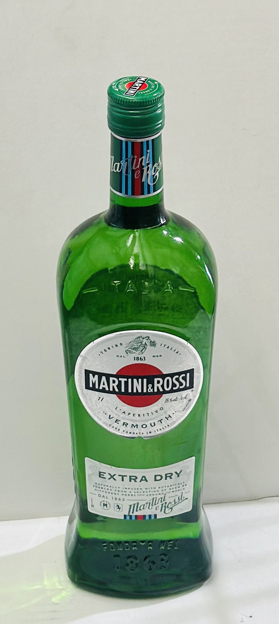 M AND R DRY VERMOUTH LTR