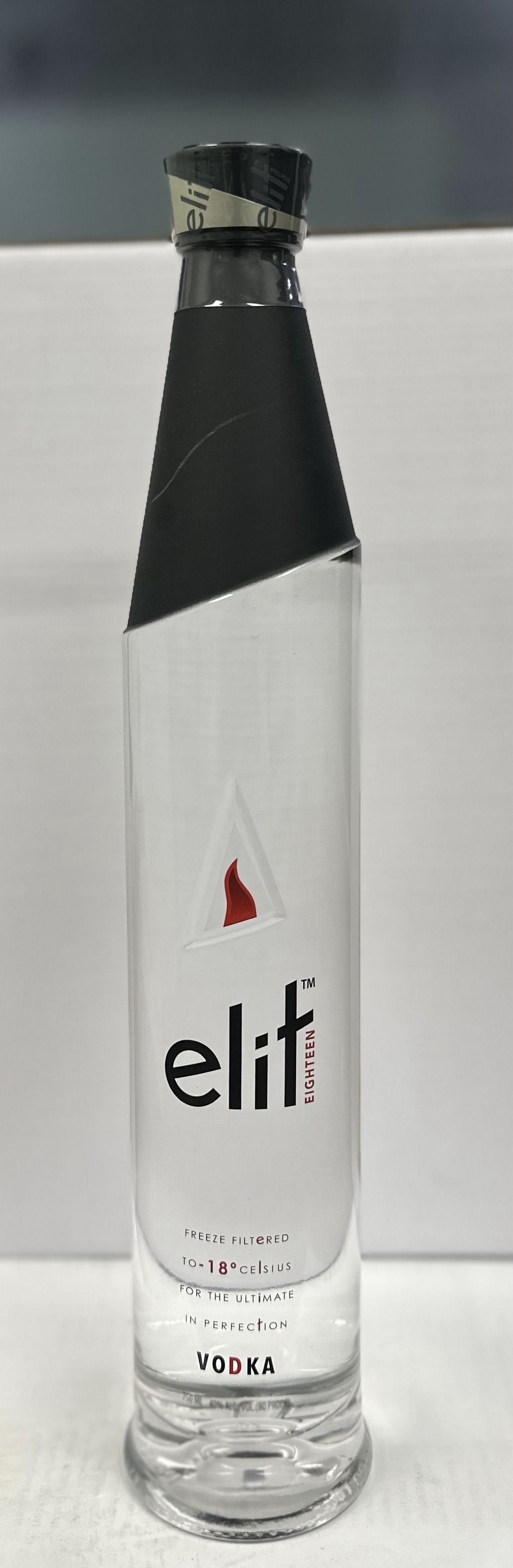 STOLI ELIT 750