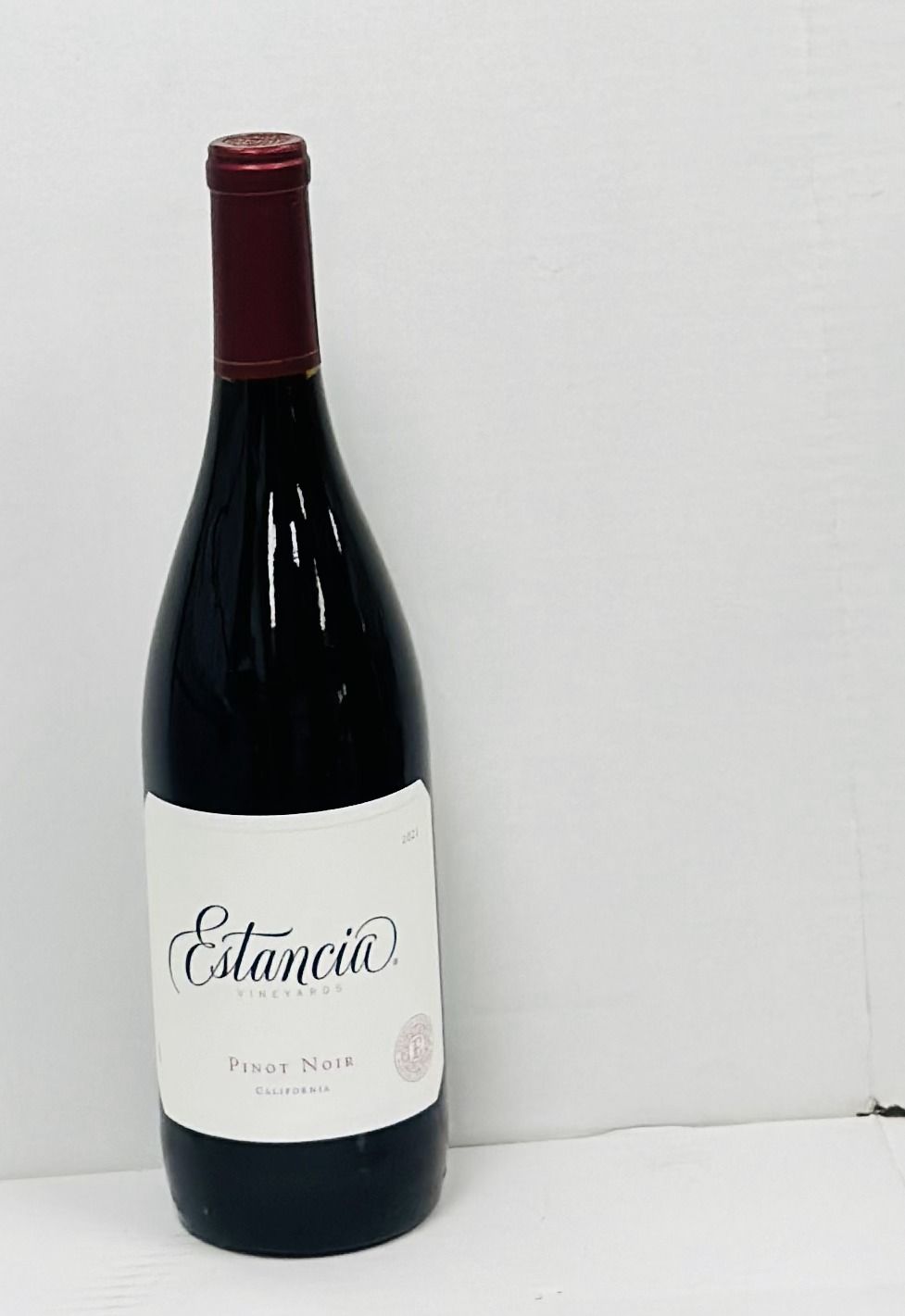 ESTANCIA PINOT NOIR 750